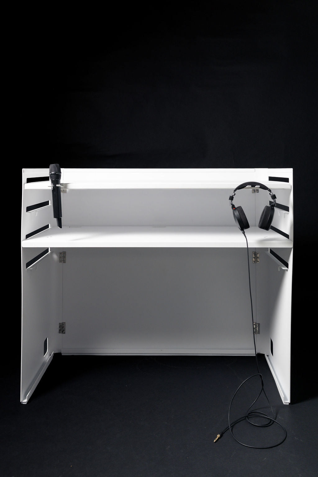The Basic Booth (SHIPS IN NOVEMBER)